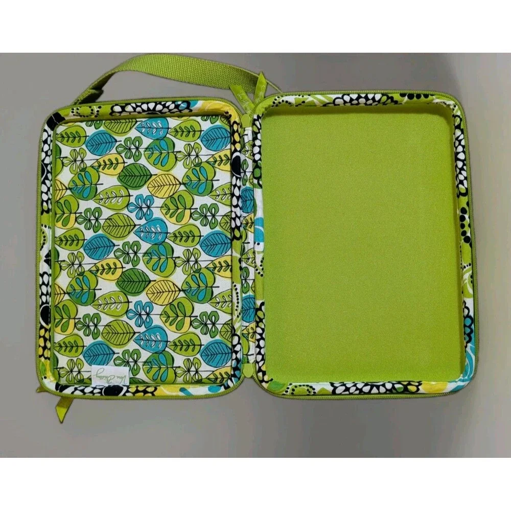 Vera Bradley brand vera